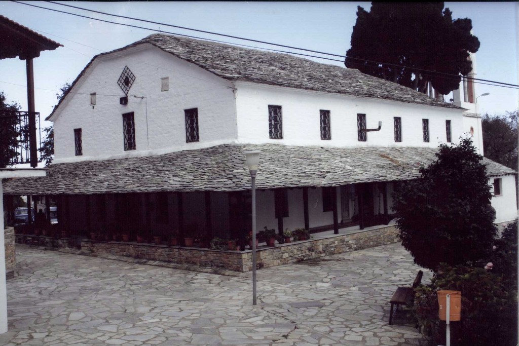 Ιερός Ναός Αγίου Δημητρίου Πουρίου