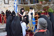 Ολοκληρώθηκε ο κύκλος των Αυγουστιάτικων Παρακλήσεων – Νέα Μοναχή στην Ιερά Μονή Παναγίας Λαμπηδώνος