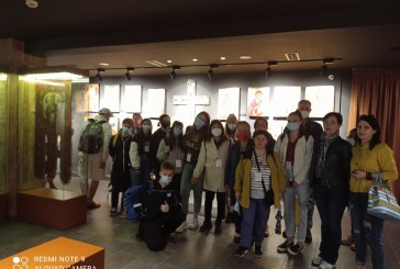Μαθητές του 8ου Λυκείου Βόλου με μαθητές ERASMUS από Ρουμανία, Τσεχία και Ιταλία, στο Βυζαντινό Μουσείο Μακρινίτσας