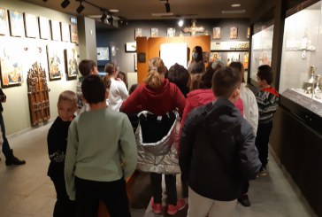 Μικροί σχολικοί επισκέπτες στο Βυζαντινό Μουσείο Μακρινίτσας