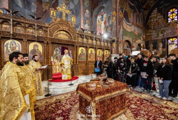 Τιμήθηκε στον Βόλο η μνήμη των Αγίων Τριών Ιεραρχών