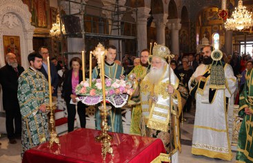 Κυριακή της Σταυροπροσκυνήσεως στον Βόλο