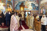 Δημητριάδος Ιγνάτιος: «Η Αγιότητα είναι κλήση για κάθε πιστό» – Λαμπρός ο εορτασμός της Πεντηκοστής στον Βόλο