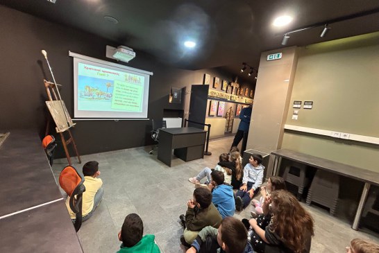 Πλήθος μαθητών στο Βυζαντινό Μουσείο Μακρινίτσας (φωτο)