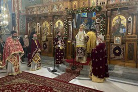 Δημητριάδος Ιγνάτιος: «Ας γίνει ο Χριστός το δικό μας φωτεινό ορόσημο» – Λαμπρά τα Χριστούγεννα στην Μητρόπολη Δημητριάδος