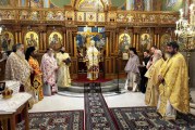 Οφειλόμενη τιμή στον Πρωτ. Θεόδωρο Μπατάκα – Εξαετές Μνημόσυνο Μητροπολίτου πρ. Πειραιώς Καλλινίκου στον Βόλο