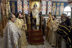 Δημητριάδος Ιγνάτιος: «Η ζωντανή προσευχή είναι συνάντηση με τον Ζωντανό Θεό» – Η Κυριακή Δ’ Νηστειών στο Βόλο