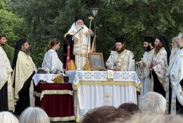 Δημητριάδος Ιγνάτιος: «Η σύγχρονη εποχή χρειάζεται περισσότερο από ποτέ την παρουσία του Αγίου Πνεύματος» – Ο Εσπερινός της εορτής στο εκκλησάκι του Νοσοκομείου Βόλου