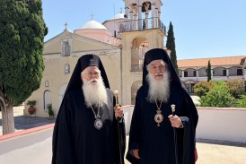 Δημητριάδος Ιγνάτιος: «Η πραγματική ελπίδα του ανθρώπου είναι ο ίδιος ο Χριστός» – Αδελφική επίσκεψη του Δημητριάδος Ιγνατίου στη Σάμο