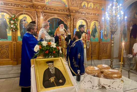 Δημητριάδος Ιγνάτιος: «Δώστε στα παιδιά σας και στα εγγόνια σας τον Χριστό! – Πανηγύρισε ο Ναός του Αγ.Κοσμά  